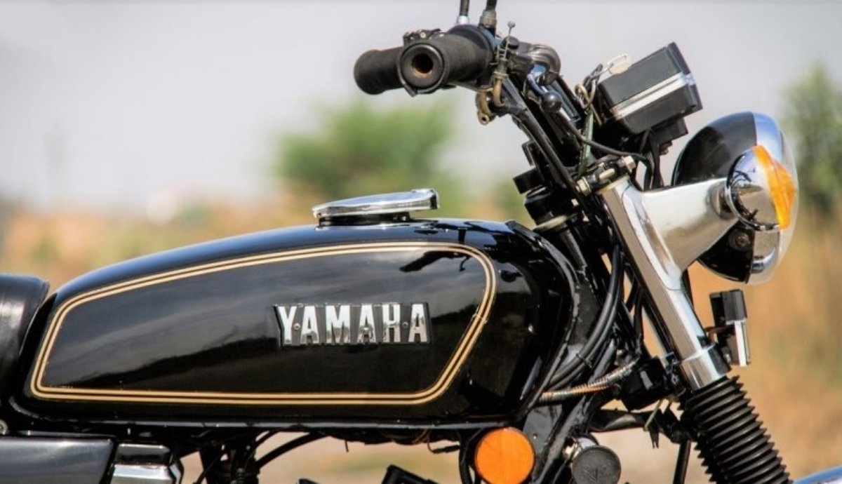 New With Riding Rx100 Yamaha RX 100 New Model Bike: नए अंदाज में मार्किट में पेश है अब तक की ...