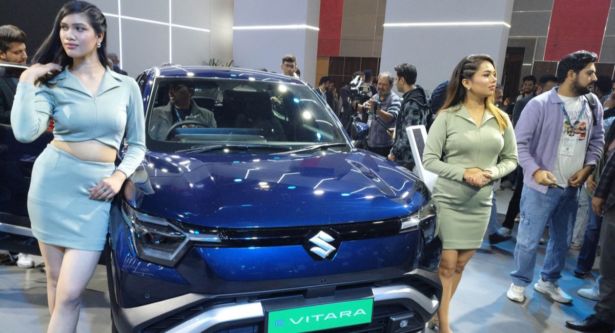 Maruti Suzuki New EV Launch In India 2026: मारुति सुजुकी ने अपनी पहली इलेक्ट्रिक ई-विटारा SUV लॉन्च की