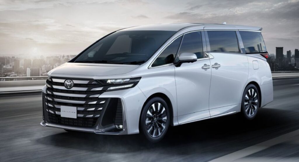 Toyota Vellfire MPV: बनी 2026 में अधिक कीमत पर भी देश में सबसे ज्यादा बिकने वाली गाड़ी बनी